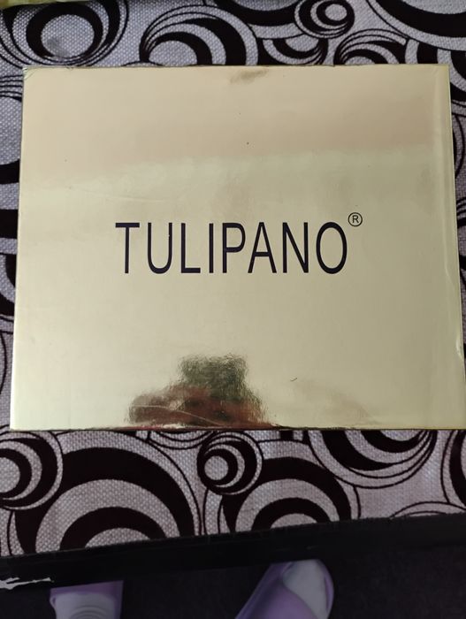 Sandale cu toc înalt