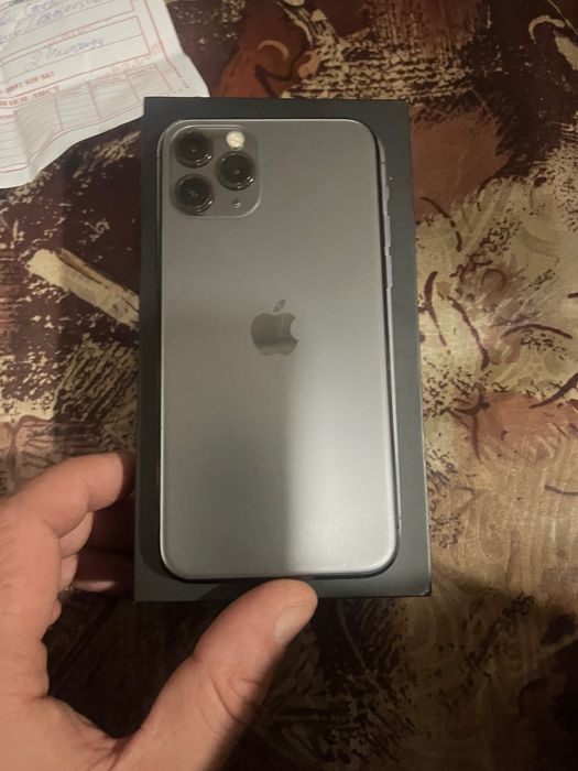 Айфон 11-про -64 гб Като нов един собственик
