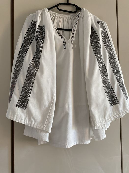 Ie veche lucrata manual marunt