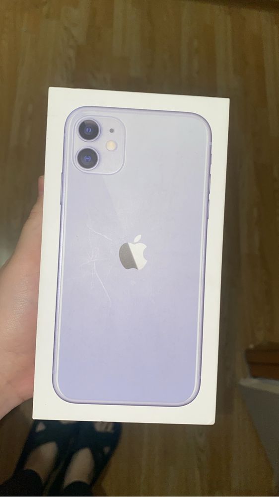 Продам iPhone 11 полный комплектации