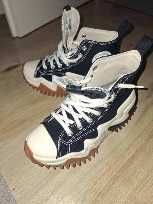 Converse Run Star Motion