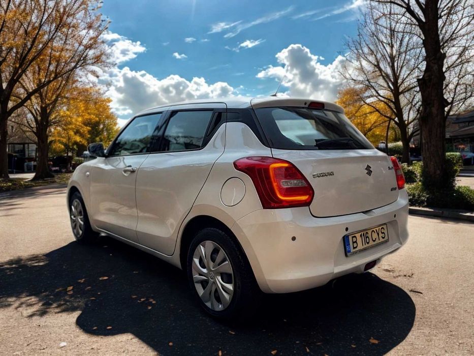 Vand Suzuki Swift 1.2 Hybrid Hatchback an 2022 , 33000km, ideal oras