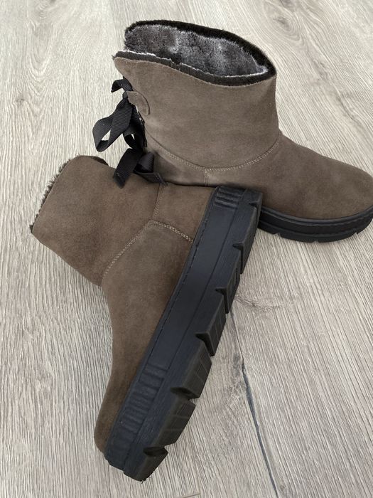 Cizme de iarna imblanite model UGG