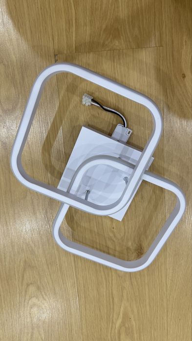 красивая люстра