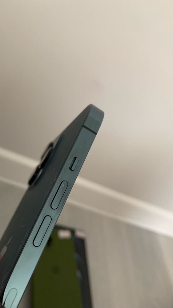 iPhone 12 Pro max . 256 gb . 77%