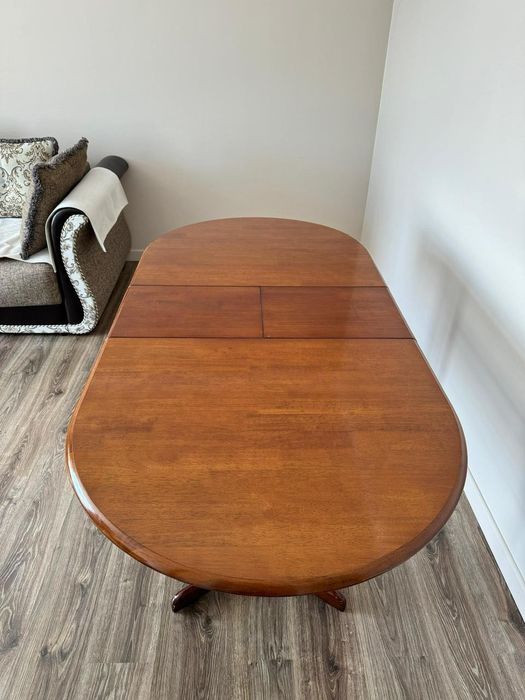 Деревянный стол раздвижной 180х90  со стульями