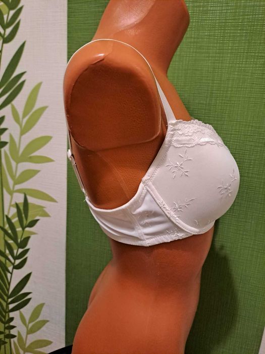 Sutien cu burete 85B C&A, Alb, Poliester, Elastan