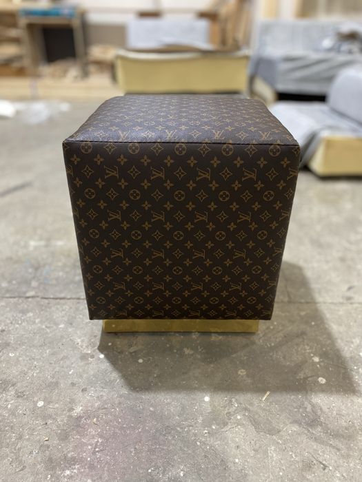 Пуфик ткань кожа Louis Vuitton