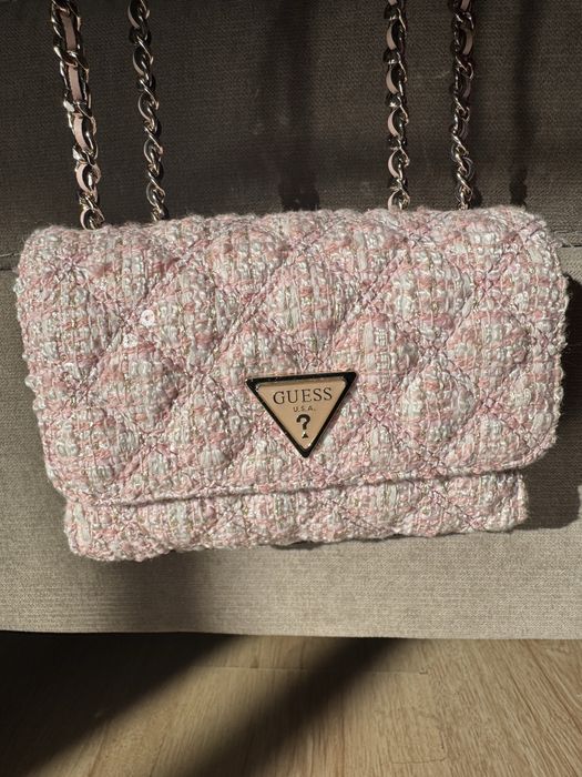 Чисто нова розова малка чанта GUESS guilly mini 2