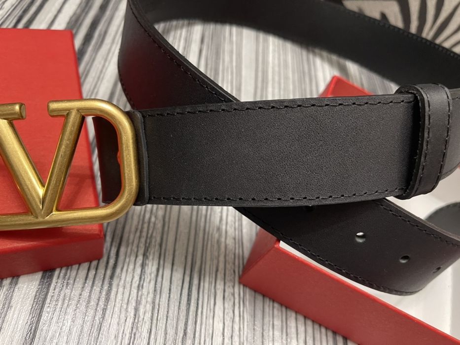 Curea Valentino-poze reale 100% piele naturală nu ecologică!Gravura in