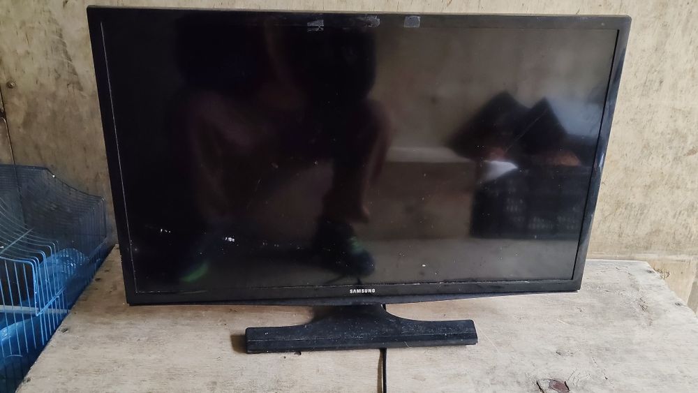 Televizor Samsung 80 cm