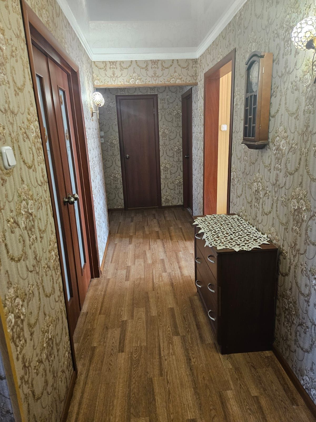 Продам 4х комн. кв. на 8 мкр
