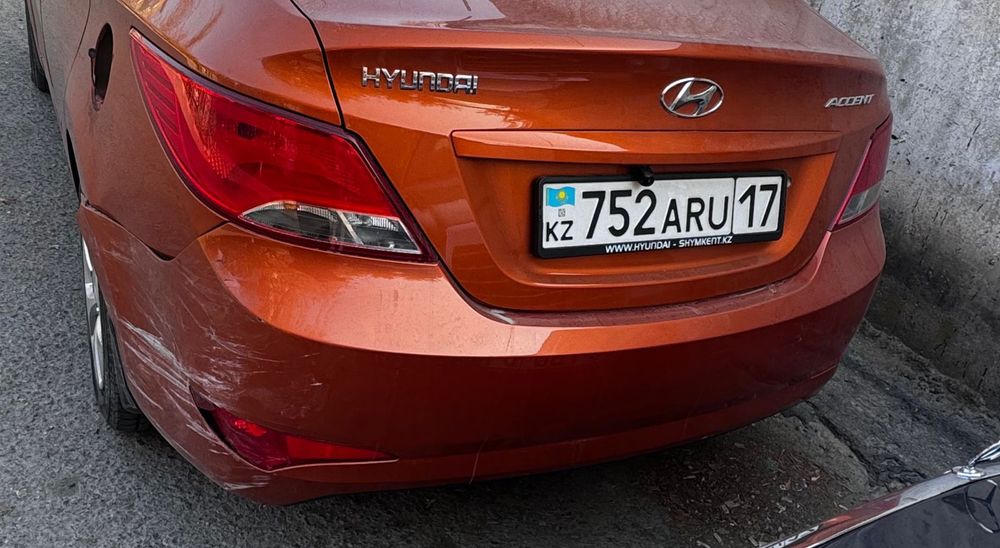 Оригинальный бампер на хюндай акцент 2014 год выпуска