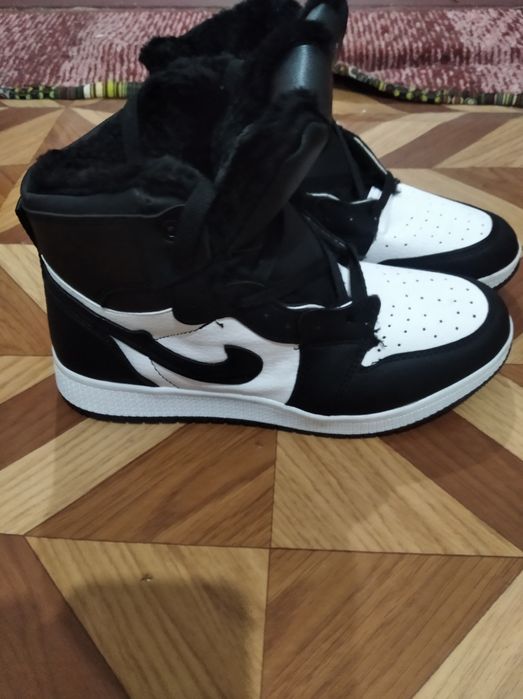 Кросовки Air Jordan зимние мехом