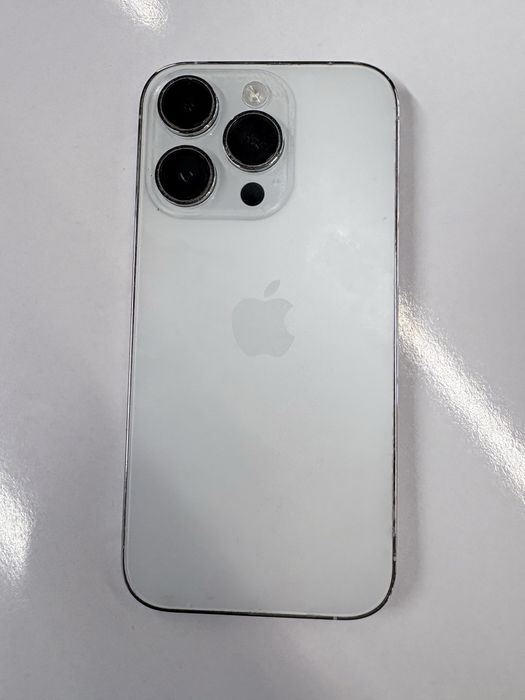 Продаю Iphone 14 pro