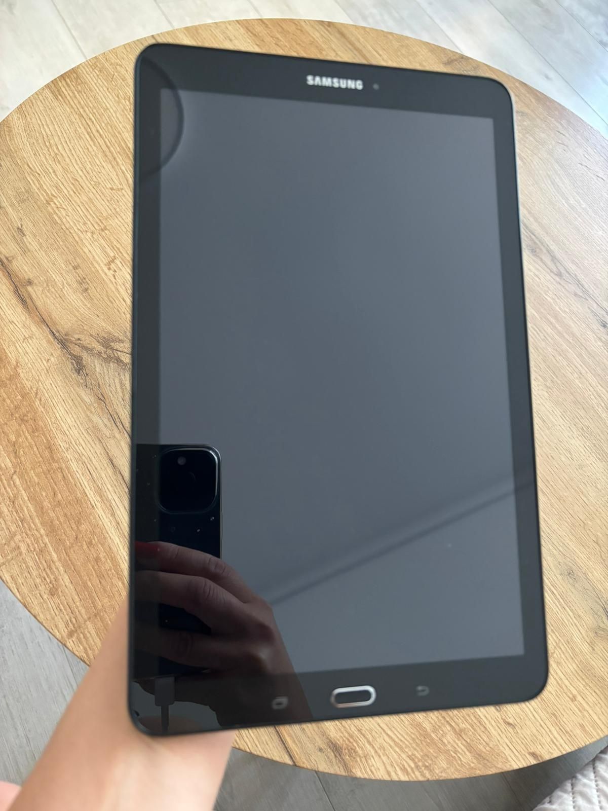 Samsung Galaxy Tab E T560