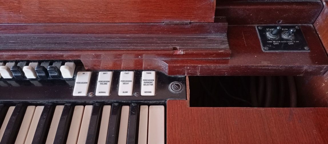 Hammond organ RT3