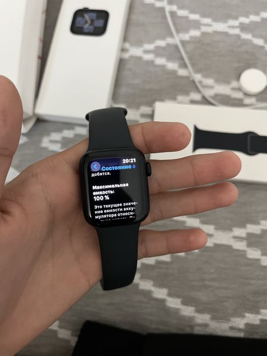Продам Apple watch se2 gen