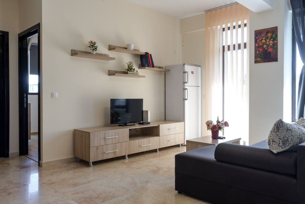 IS Cazare Luxury Apartments Palas Centru Newton Regim Hotelier Iasi