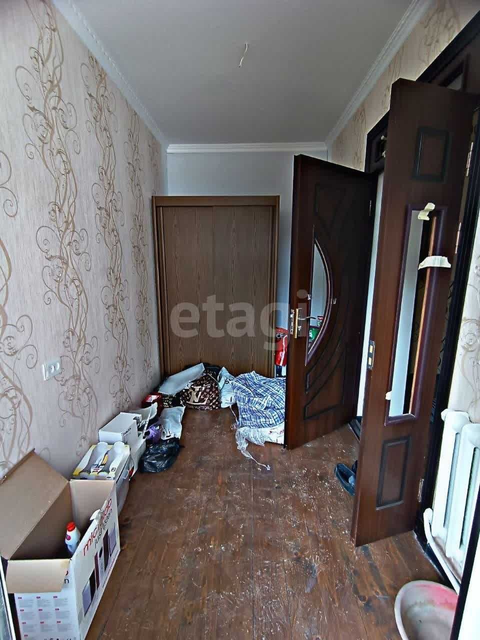 Лахути 2.2 сот. дом