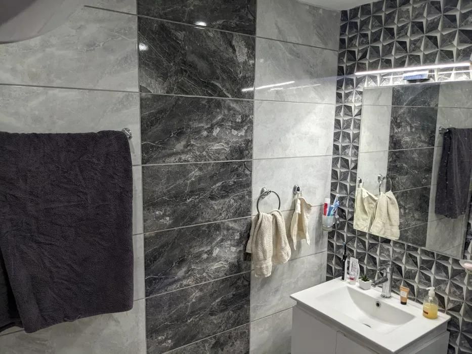 Дава се под наем Двустаен апартамент в Пловдив, Остромила - 70 кв.м за 375 € - Снимка #6