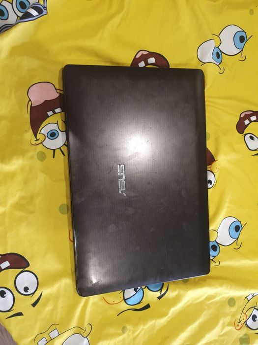 Leptop asus AMD ,