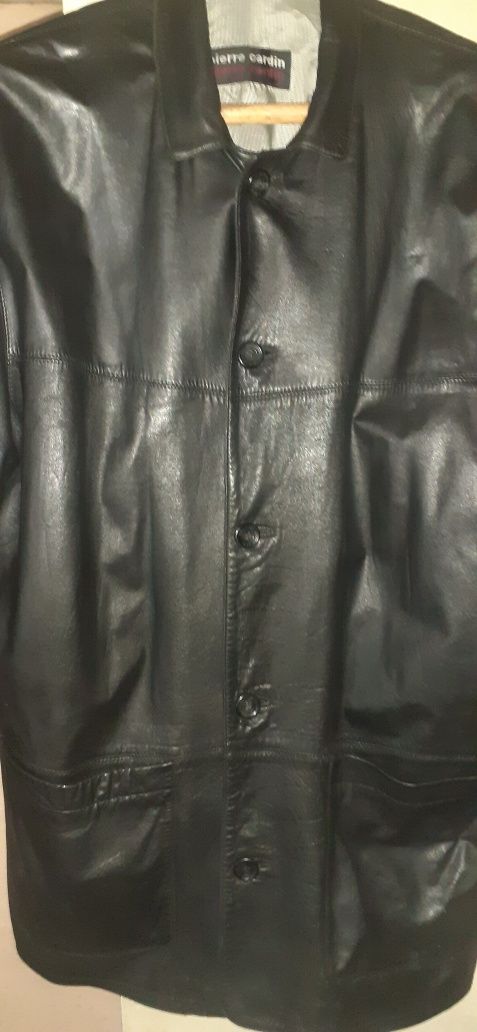 Scurtă piele Pierre Cardin originală Franța