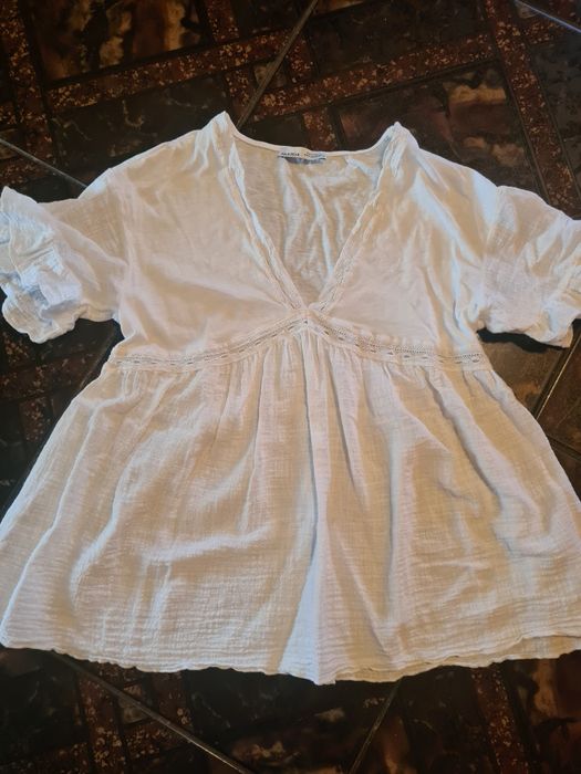 Bluza  dama mar 38/40 la 40 lei Timișoara