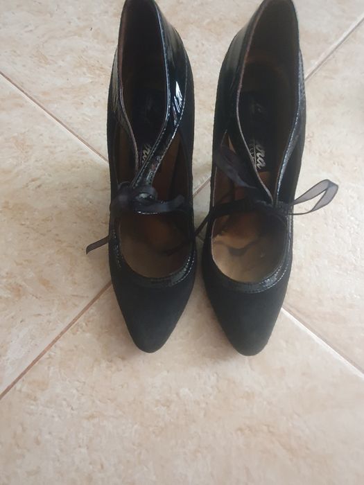 Pantof piele intoarsa