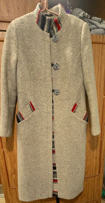 Женское пальто  демосезон