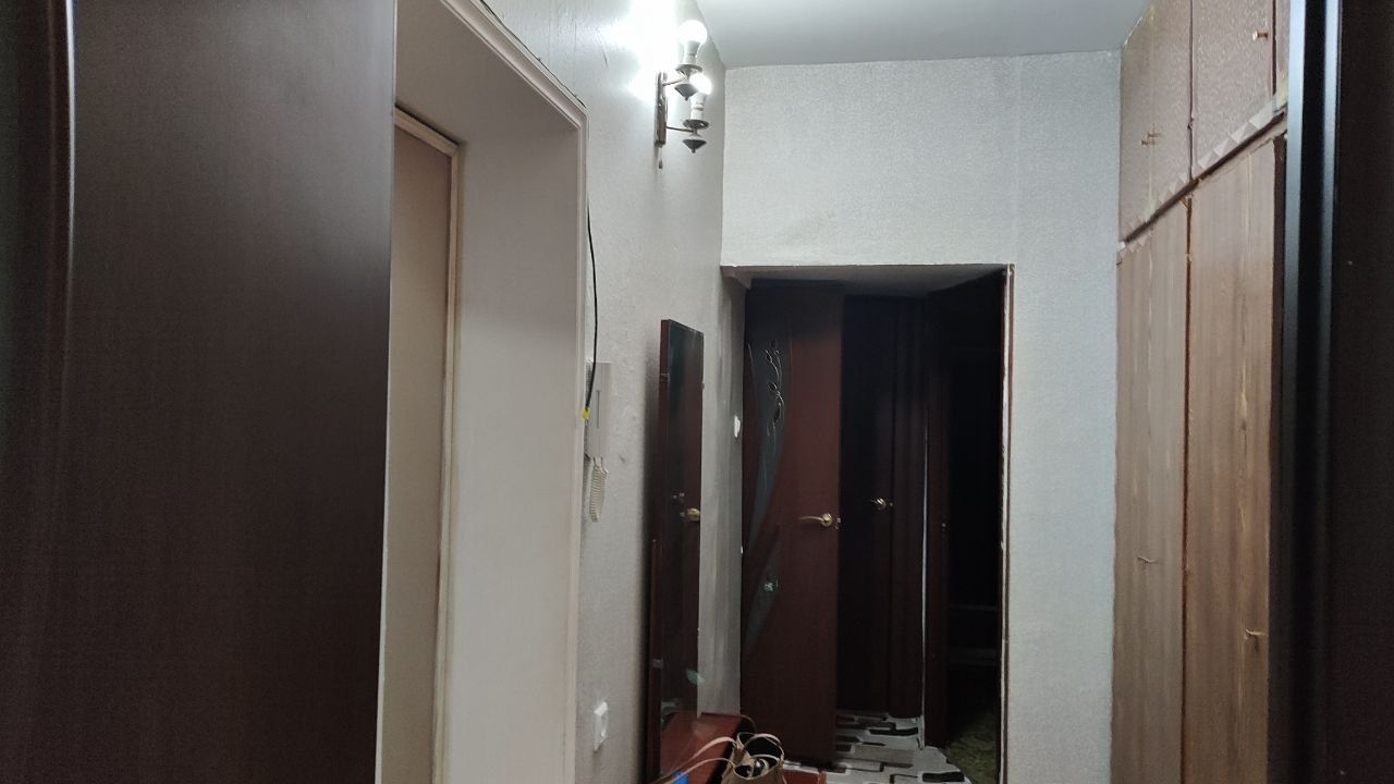 Слам квартиру м Ойбек 2/7/9