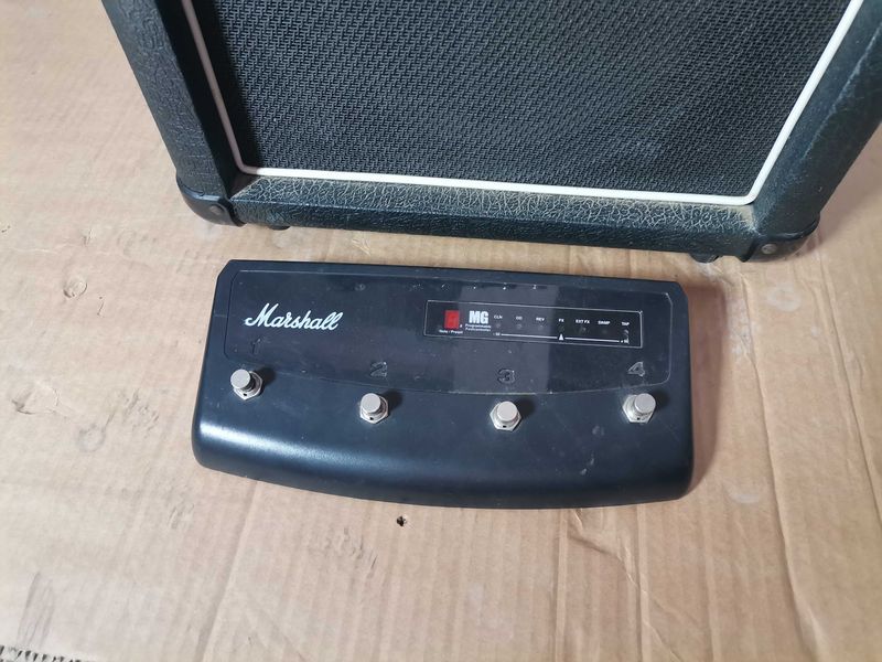 Кубе - Marshall keyboard 12