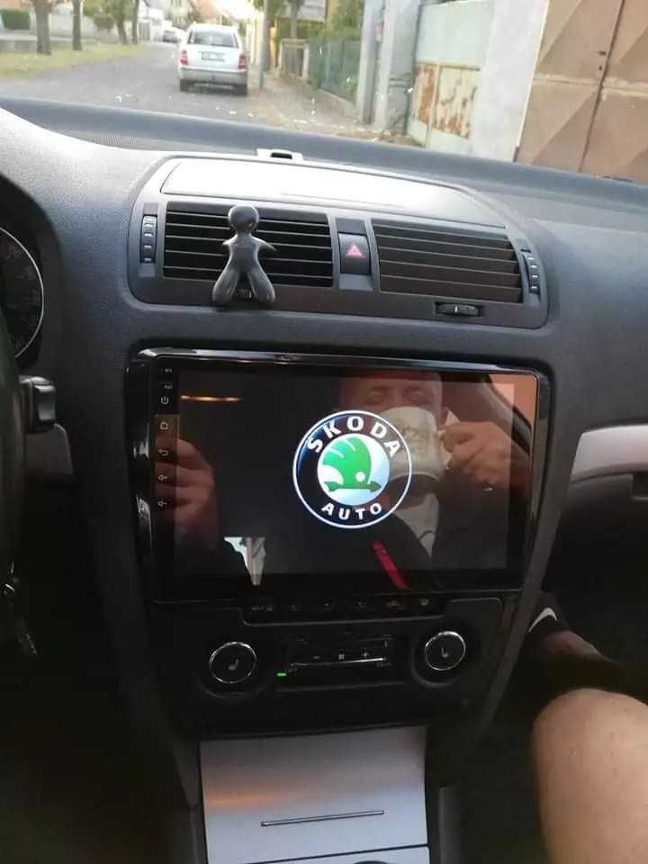 Navigatie GPS Android 14 Dedicata Skoda Octavia 2 - Camera Cadou
