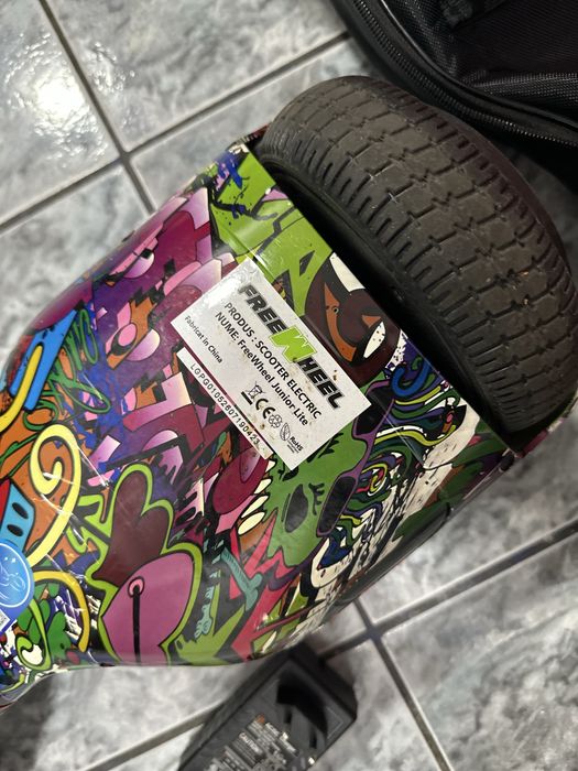 Hoverboard sau Scooter electric Freewheel Junior Lite graffiti mov,