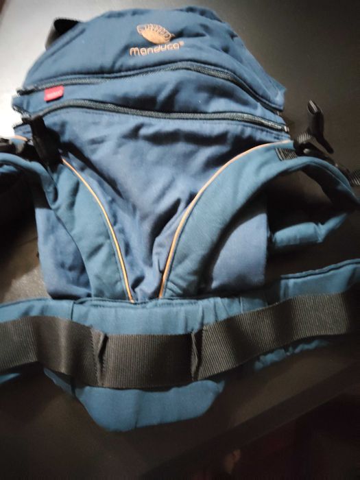 Vând marsupiu manduca xt nou