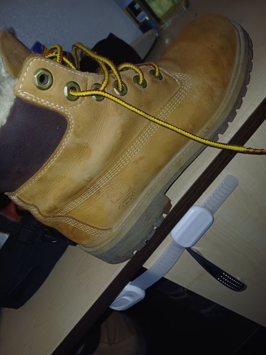 Продам женские зимние Timberland