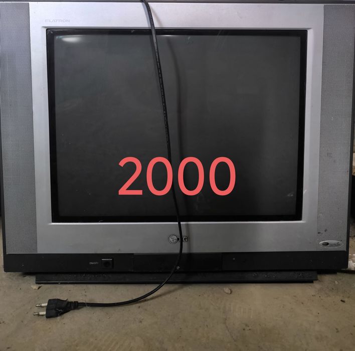 продам телевизор