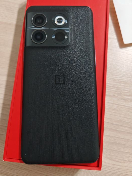 ONE PLUS 10T смартфон