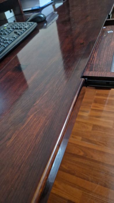 Стол руководителя с креслом