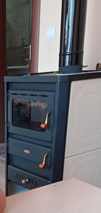 Камина с водна риза Прити