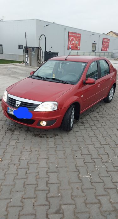 Vând DACIA Logan