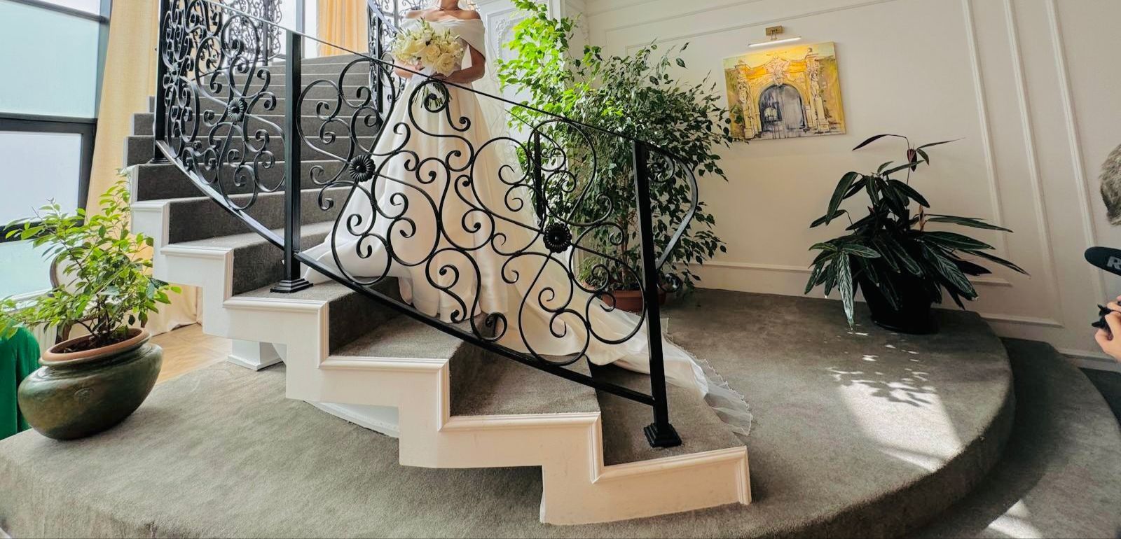 OFERTA                         Vând rochie mireasă