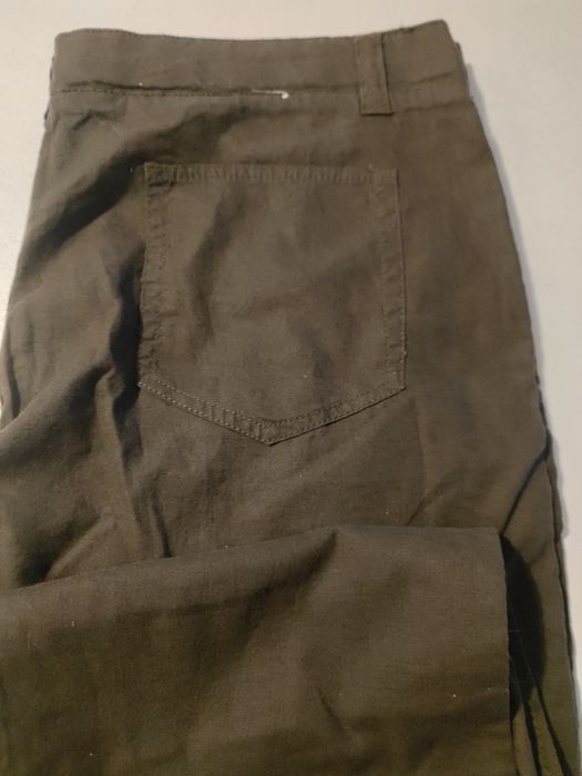 Pantaloni bărbătești