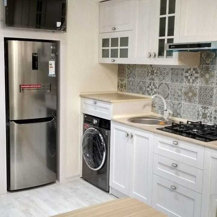 Кухни любой сложности. Современные , классические.