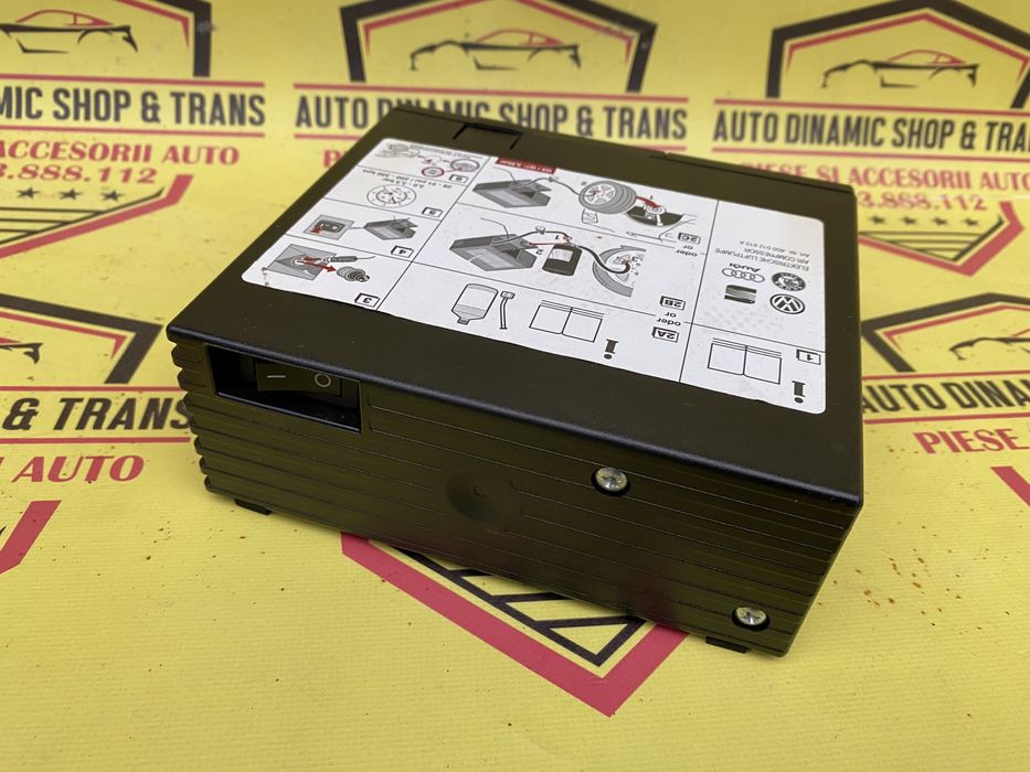 Compresor auto umflat roti 12V original Audi Q5 Q7 SUV