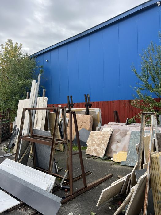 Depozit de Piatra Naturală – Marmură, Granit, Travertin