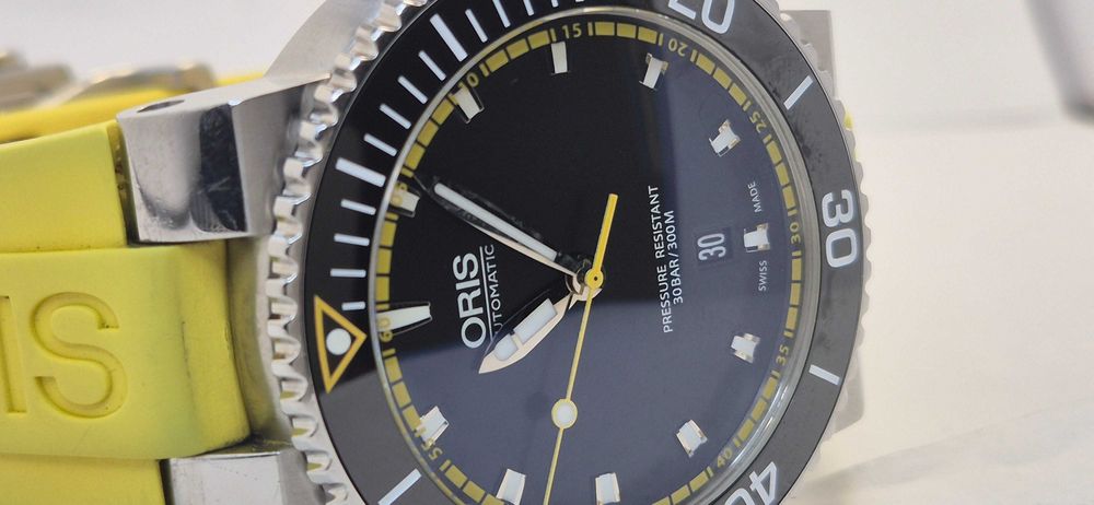 Oris Aquis Date 43
