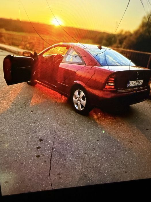 Vand opel bertone conduce bine