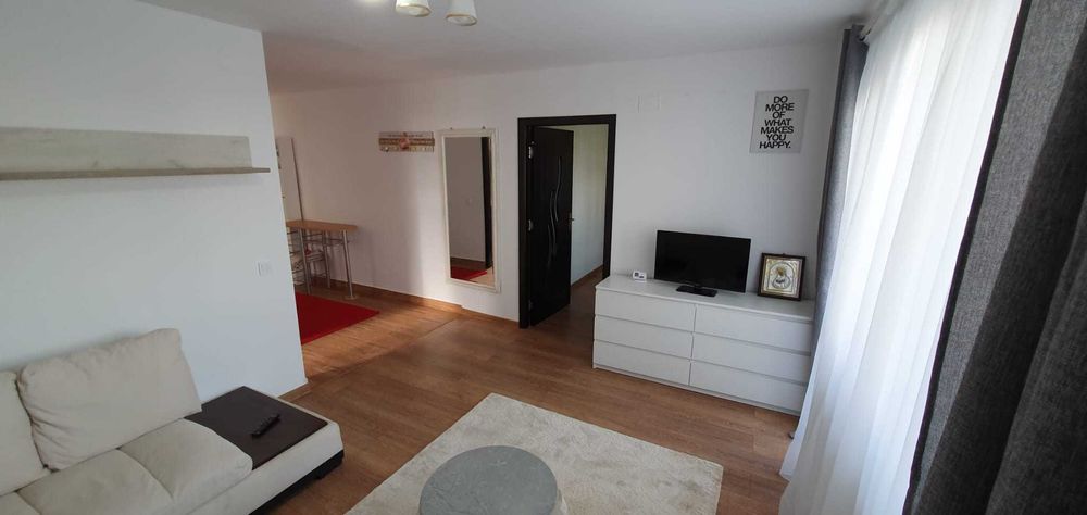 Persoana fizica inchiriez apartament doua camere mobilat complet