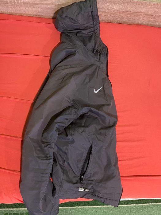 Зимно спортно яке Nike